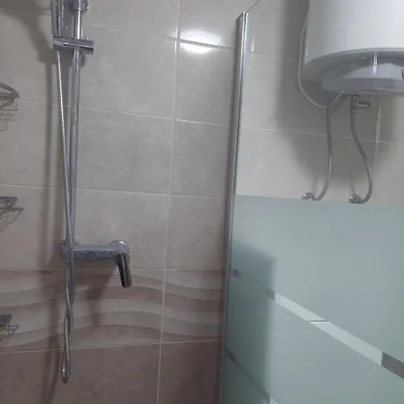 民宿 Apartman Delux *